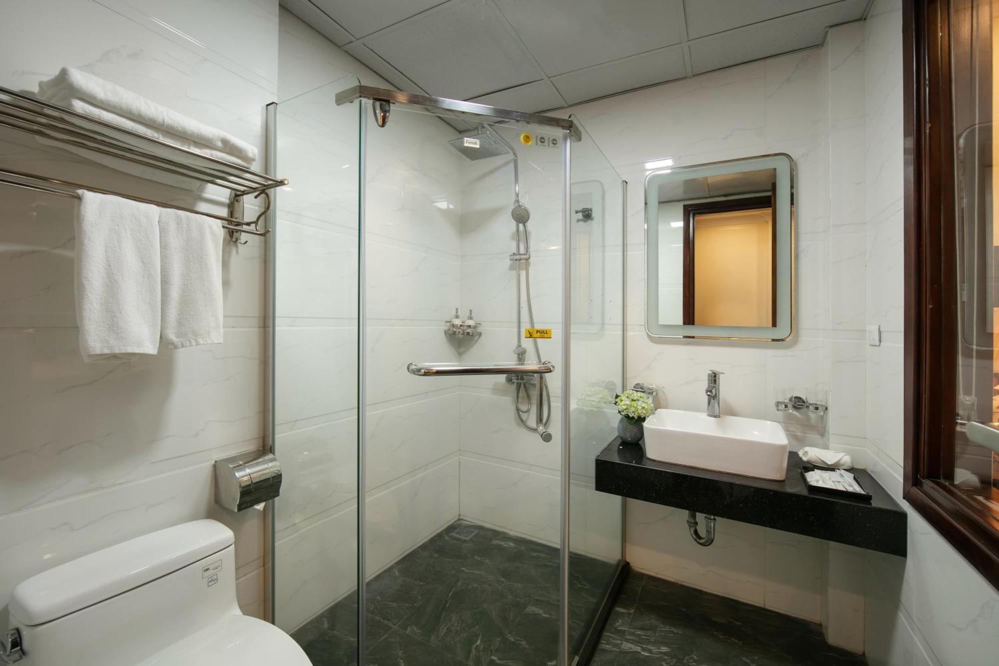 האנוי The West Hotel & Spa מראה חיצוני תמונה
